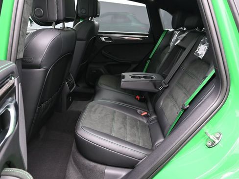 New 2026 Porsche Macan GTS image 17