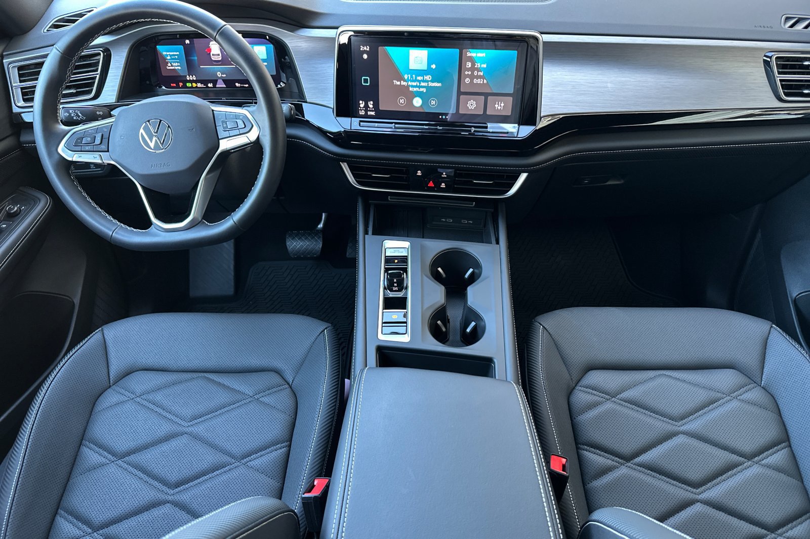Used 2026 Volkswagen Atlas Cross Sport SE FWD image 13