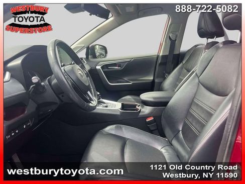 Used 2021 Toyota RAV4 Limited w/ Limited Grade Weather Package AWD/4WD image 17