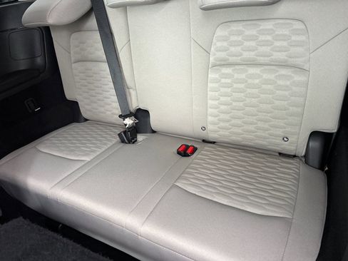 Used 2022 Nissan Pathfinder SV FWD image 14