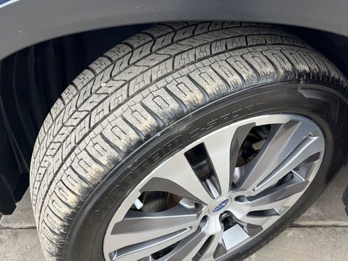 Used 2019 Subaru Ascent Touring w/ Popular Package #3 image 27