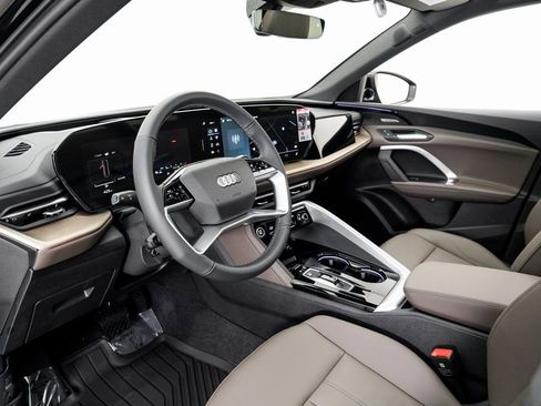 New 2025 Audi Q5 2.0T Premium Plus image 4