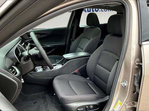 Used 2024 Chevrolet Malibu LT FWD image 19