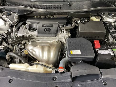 Used 2016 Toyota Camry SE FWD image 24