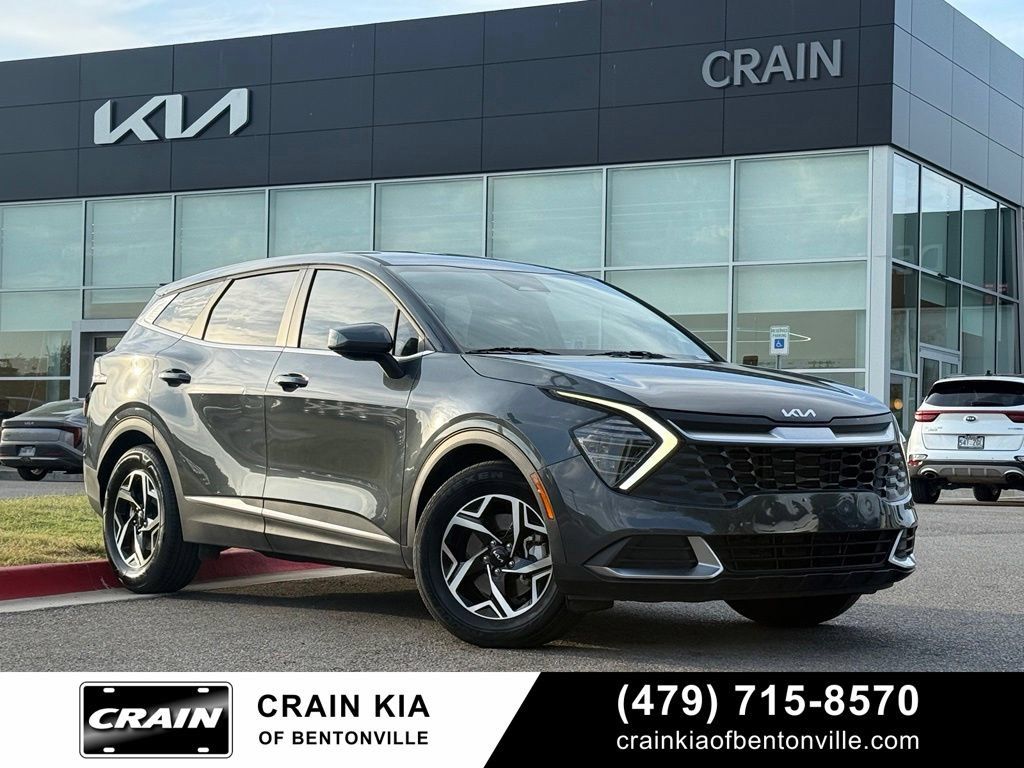 Certified 2024 Kia Sportage LX FWD image 1