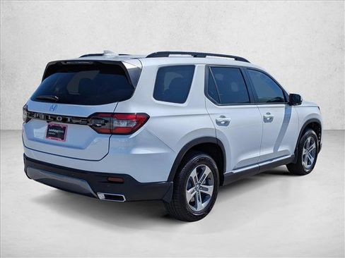 New 2026 Honda Pilot EX-L image 5