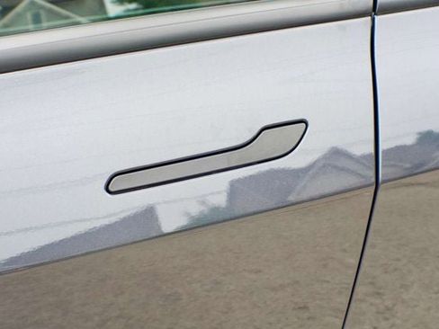 Used 2025 Tesla Model 3 RWD image 11