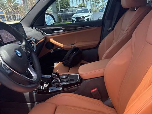 Used 2023 BMW X3 sDrive30i w/ Premium Package RWD image 4