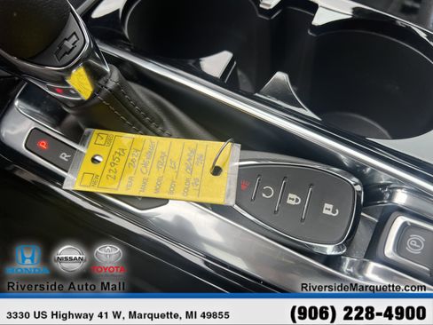 Used 2024 Chevrolet Trax LT w/ Driver Confidence Package FWD image 26