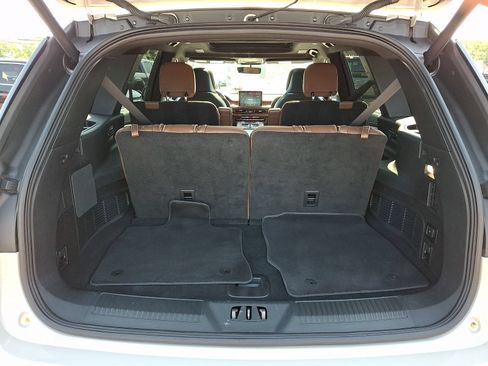 Used 2023 Lincoln Aviator Reserve w/ Equipment Group 201A AWD/4WD image 29