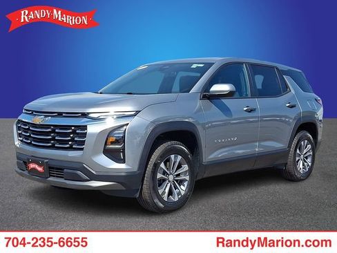 Used 2026 Chevrolet Equinox LT AWD/4WD image 1