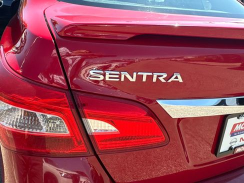 Used 2016 Nissan Sentra SR FWD image 26
