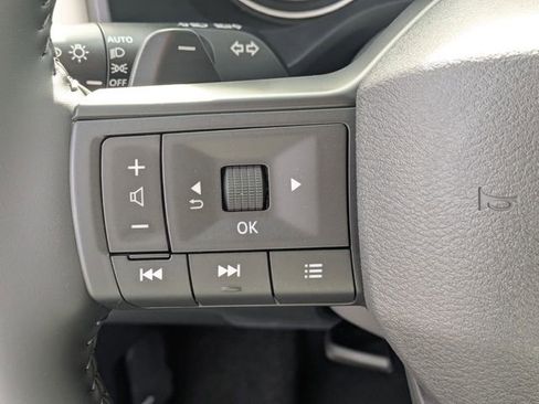 New 2026 Nissan Rogue SV FWD image 17