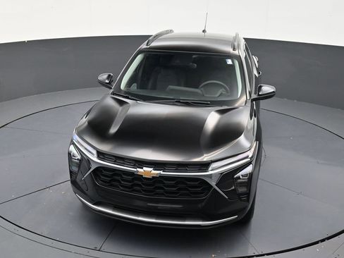 Used 2026 Chevrolet Trax LT FWD image 20