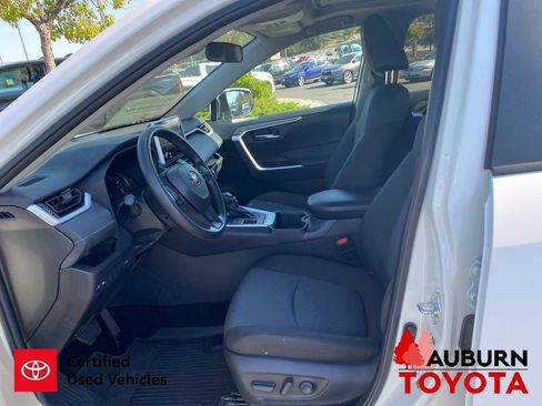 Certified 2025 Toyota RAV4 XLE w/ Convenience Package AWD/4WD image 33