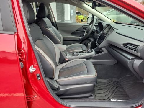 Certified 2025 Subaru Crosstrek 2.5i Limited w/ Crosstrek Mirror Package image 23