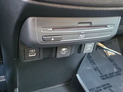 Used 2024 Honda Odyssey Touring image 14