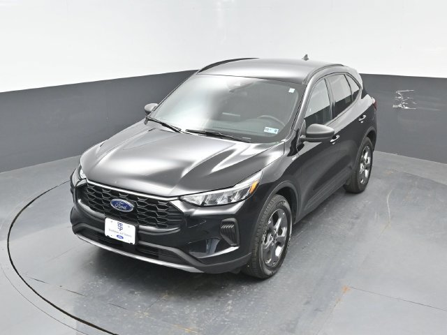Certified 2025 Ford Escape ST-Line AWD/4WD image 19