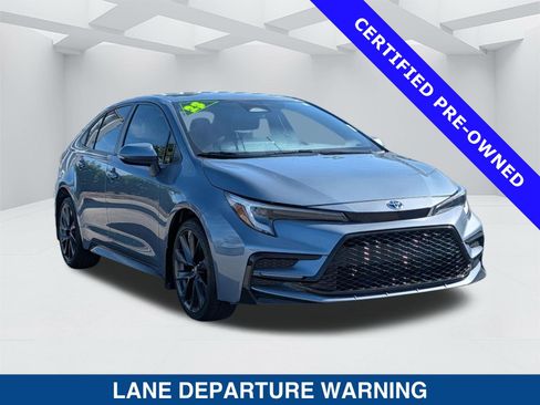 Used 2023 Toyota Corolla SE FWD image 2