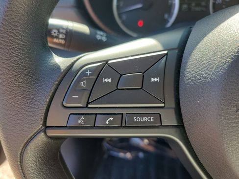 Certified 2024 Nissan Versa S w/ S Plus Package FWD image 18