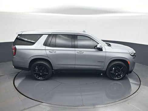 Used 2023 Chevrolet Tahoe Premier w/ Advanced Technology Package AWD/4WD image 17