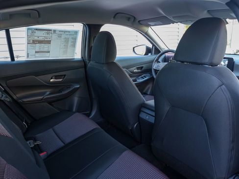 New 2026 Nissan Sentra SR w/ Floor Mat Package image 16