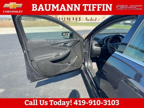 Used 2023 Chevrolet Malibu LT FWD image 5