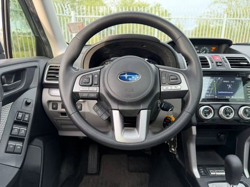 Used 2018 Subaru Forester 2.5i Premium AWD/4WD image 8
