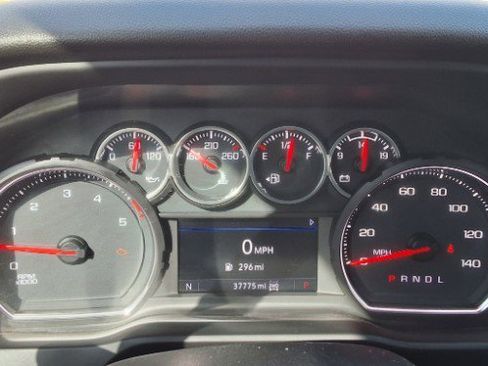 Used 2023 Chevrolet Silverado 2500 LT w/ Convenience Package image 12