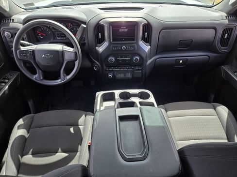 Used 2025 Chevrolet Silverado 1500 Custom Trail Boss AWD/4WD image 19
