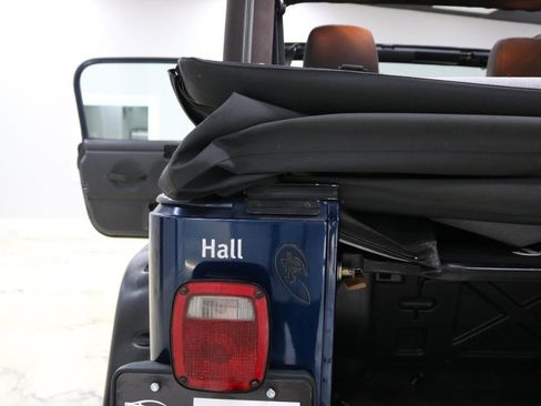 Used 2004 Jeep Wrangler Rubicon image 80