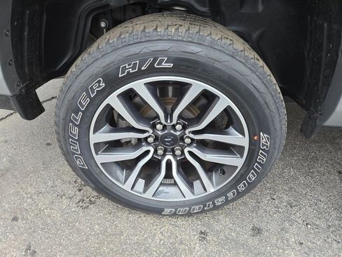 Used 2025 RAM 1500 Limited image 14