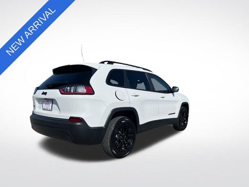 Used 2023 Jeep Cherokee Altitude Lux w/ Lux Elite Package AWD/4WD image 3
