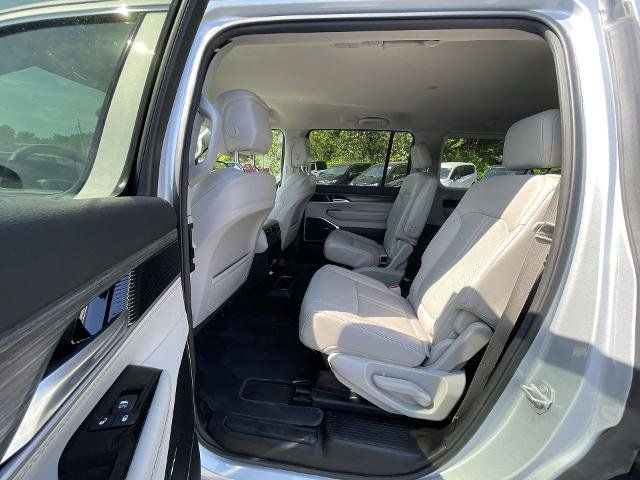 Used 2024 Jeep Wagoneer Series II AWD/4WD image 68