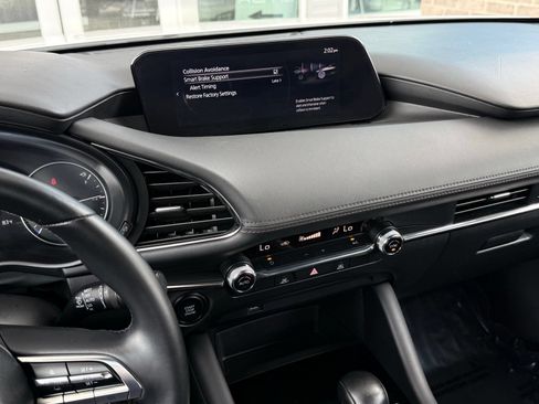 Used 2019 MAZDA MAZDA3 AWD Hatchback image 38