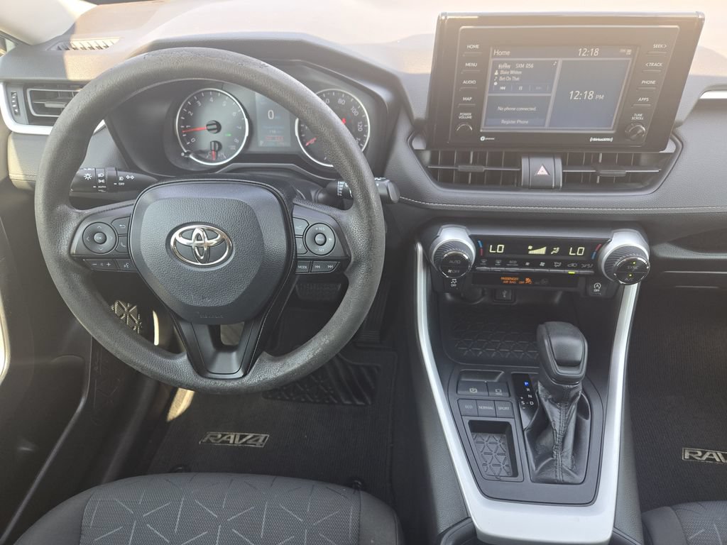 Used 2020 Toyota RAV4 XLE FWD image 27