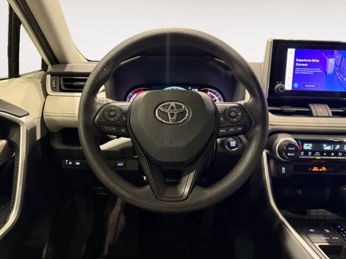 Used 2024 Toyota RAV4 XLE w/ Convenience Package FWD image 13