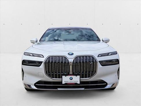 Certified 2024 BMW i7 eDrive50 image 2