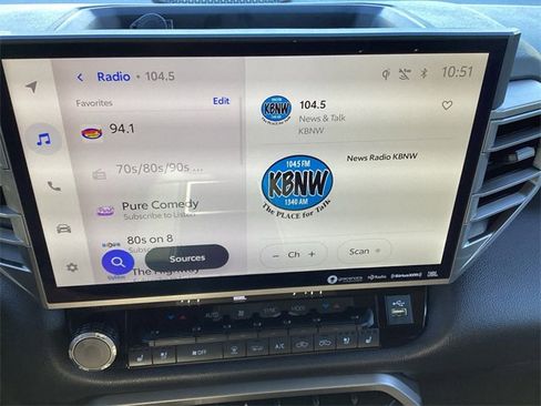 Used 2024 Toyota Tundra Limited image 28