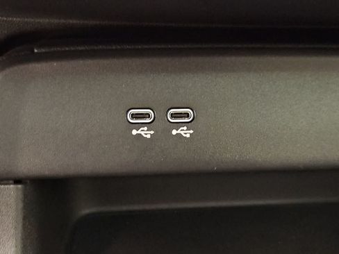 Used 2024 Honda Prologue Touring image 9