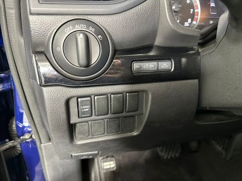 Used 2024 Nissan Titan SV w/ Accessory Utility Package image 19