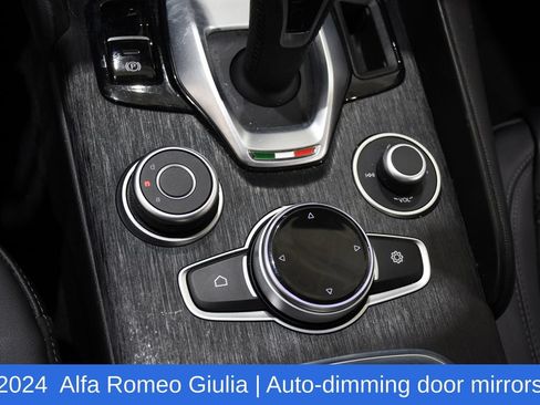 Used 2024 Alfa Romeo Giulia Sprint AWD/4WD image 24