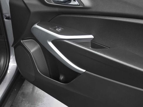 New 2026 Chevrolet Trax LS w/ LS Convenience Package image 16