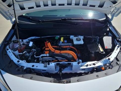 New 2027 Chevrolet Bolt LT FWD image 29