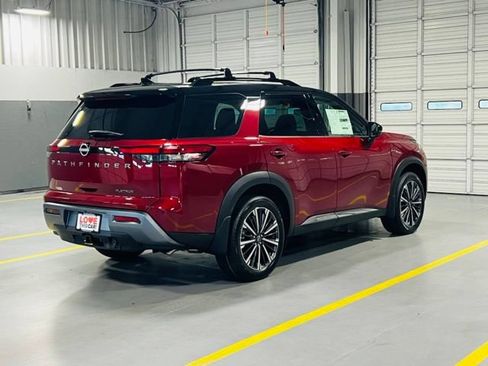 New 2026 Nissan Pathfinder Platinum FWD image 20