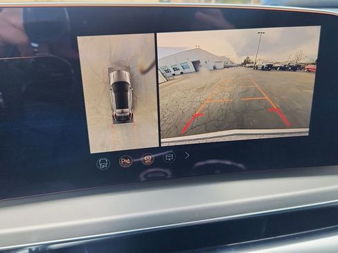 New 2026 Cadillac Lyriq Premium Luxury image 14