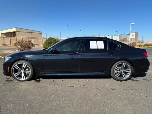 Used 2019 BMW 750i 750i w/ Executive Package image 3