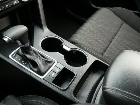 Used 2022 Kia Sportage LX image 21