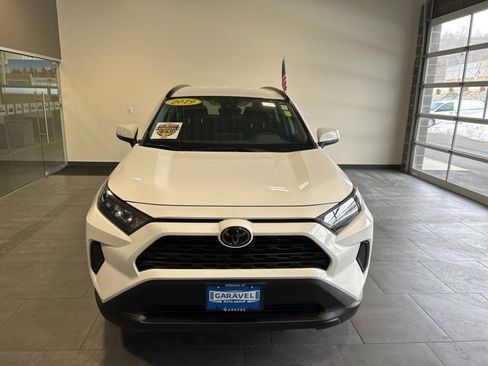 Used 2019 Toyota RAV4 LE image 21