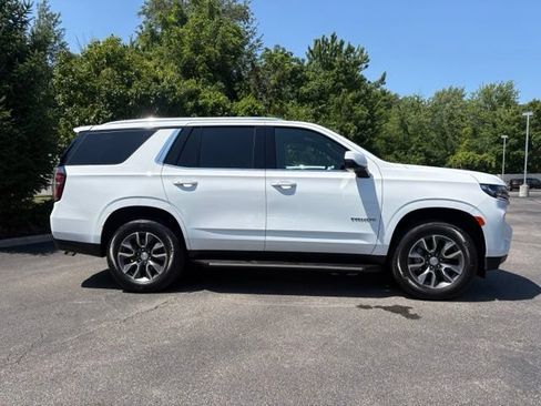Used 2023 Chevrolet Tahoe LT w/ Luxury Package AWD/4WD image 11